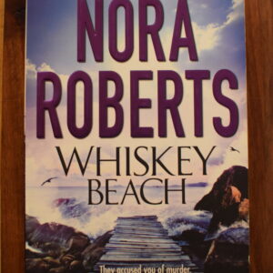 Nora Roberts- Whiskey Beach