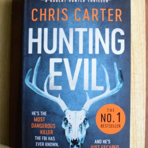 Chris Carter - Hunting Evil